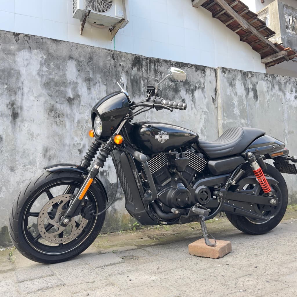 Harley Davidson Street 750 - Image 1