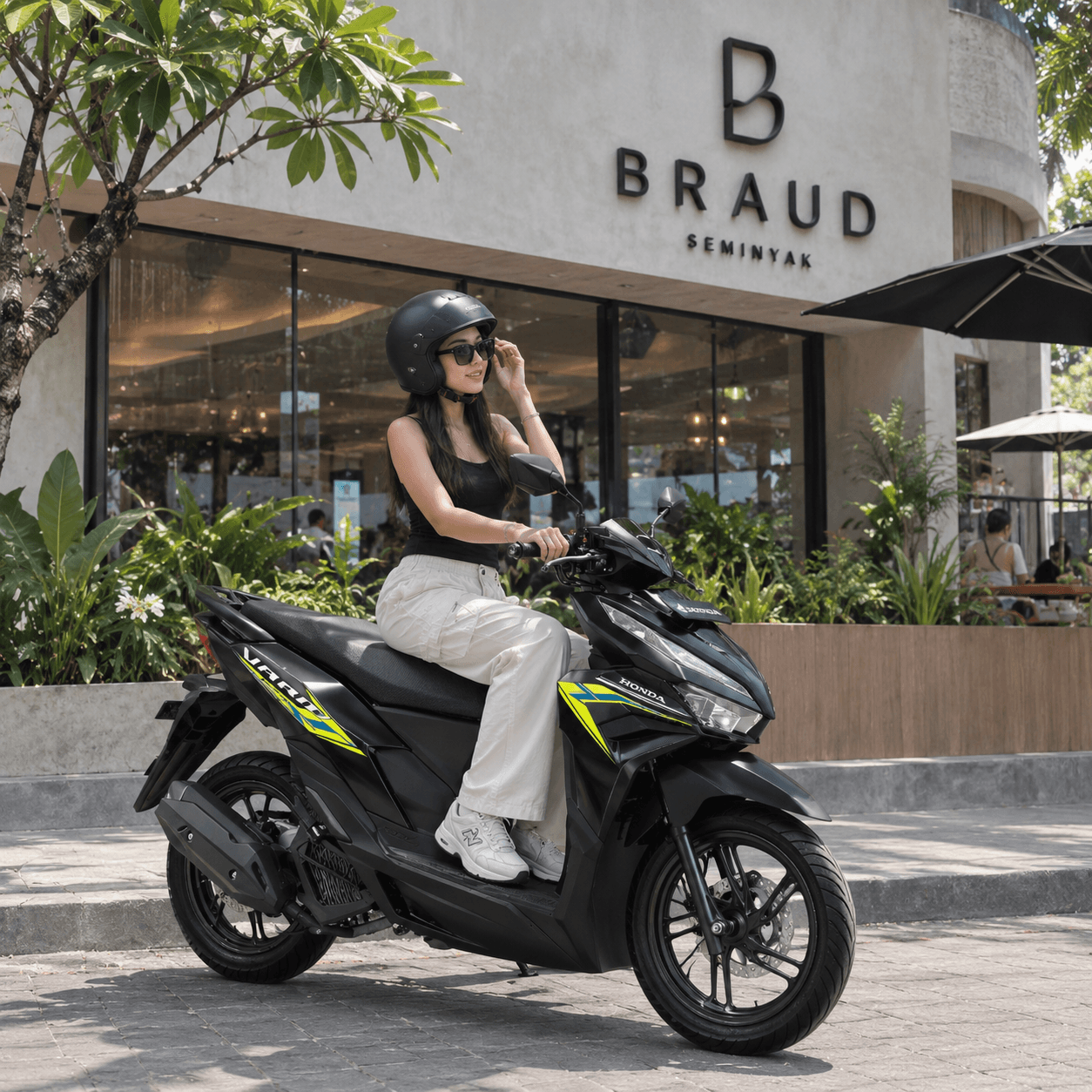 Honda Vario 125 - Image 1